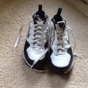 Nike athletic shoes Clearance